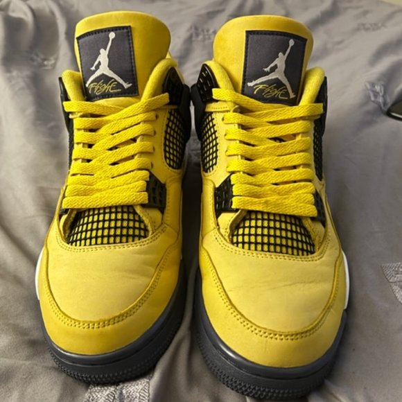 NIKE AIR JORDAN Retro 4 "Lightning" CT8527-700 Sneakers Men's Size 10.5 2021 - Picture 1 of 4